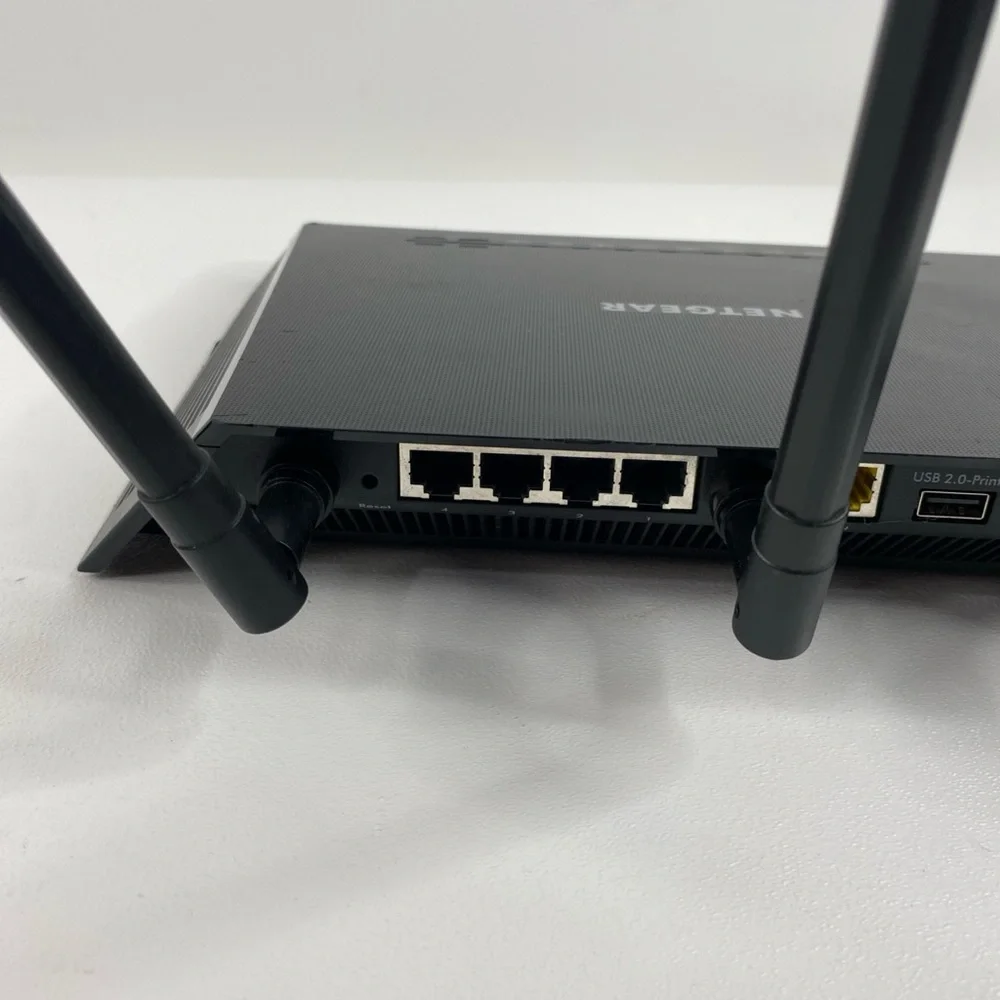 Netgear R6400v2 AC1750 Smart WiFi Router R6400 v2 - Picture 7 of 11